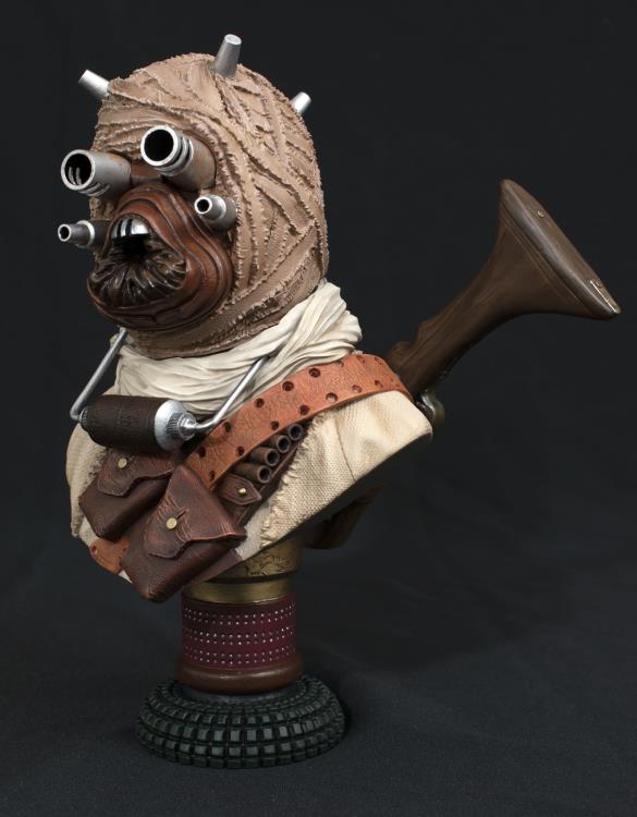 Star Wars: A New Hope Legends in 3D Tusken Raider 1/2 Scale Limited Edition Bust Gallery Image 5