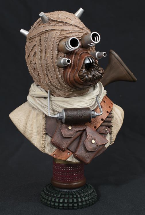 Star Wars: A New Hope Legends in 3D Tusken Raider 1/2 Scale Limited Edition Bust Gallery Image 4