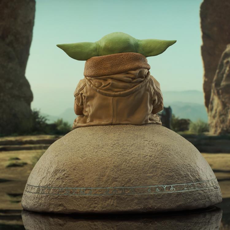 The Mandalorian Milestones Grogu on Seeing Stone 1/2 Scale Limited Edition Statue Gallery Image 6