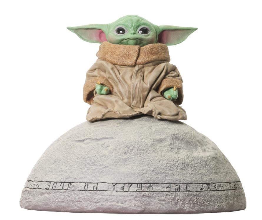 The Mandalorian Milestones Grogu on Seeing Stone 1/2 Scale Limited Edition Statue Gallery Image 15