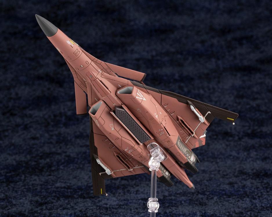 Ace Combat 7: Skies Unknown CFA-44 1/144 Scale Model Kit Gallery Image 6