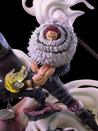 One Piece Charlotte Katakuri 1/4 Scale Statue Gallery Image 2