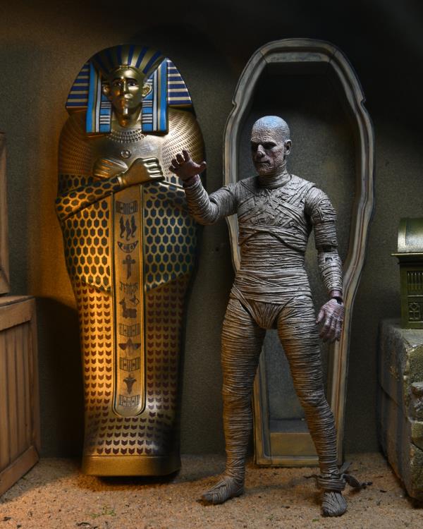 Universal Monsters The Mummy Accessory Pack Gallery Image 9