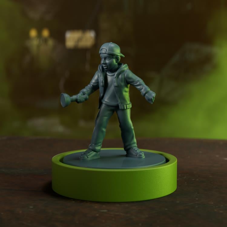 Betrayal at House on the Hill Board Game (Third Edition) Gallery Image 17