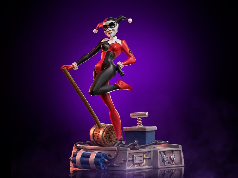Batman: The Animated Series Harley Quinn 1/10 Art Scale Limited Edition Statue Gallery Image 3