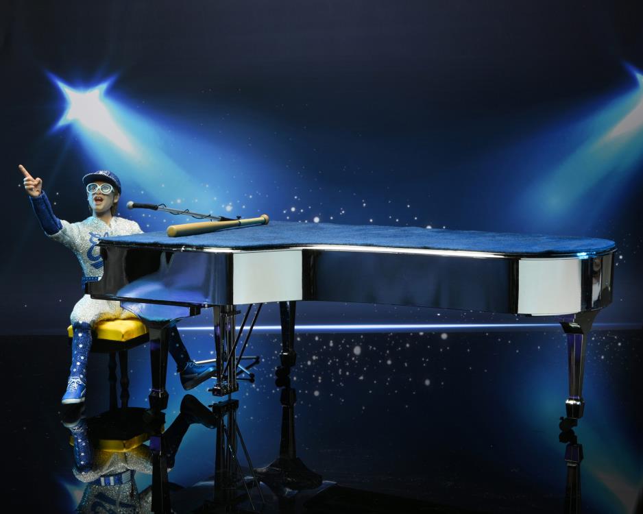 Elton John (Live 1975) Clothed Figure Gallery Image 17