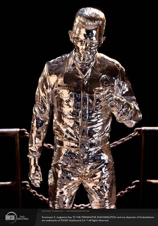 Terminator 2: Judgement Day T-1000 30th Anniversary (Liquid Metal) 1/3 Scale Limited Edition Statue Gallery Image 10