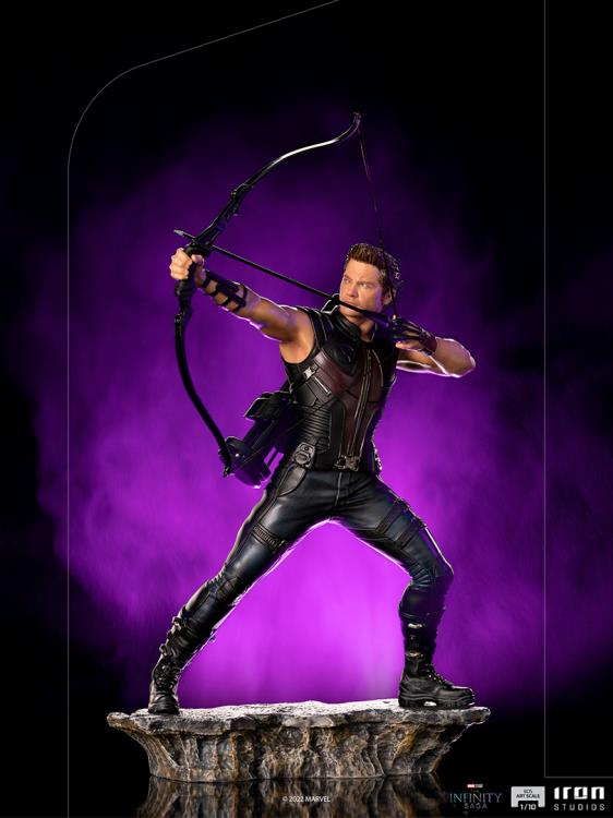 The Infinity Saga Battle Diorama Series Hawkeye (Battle of New York) 1/10 Art Scale Limited Edition Statue Gallery Image 3