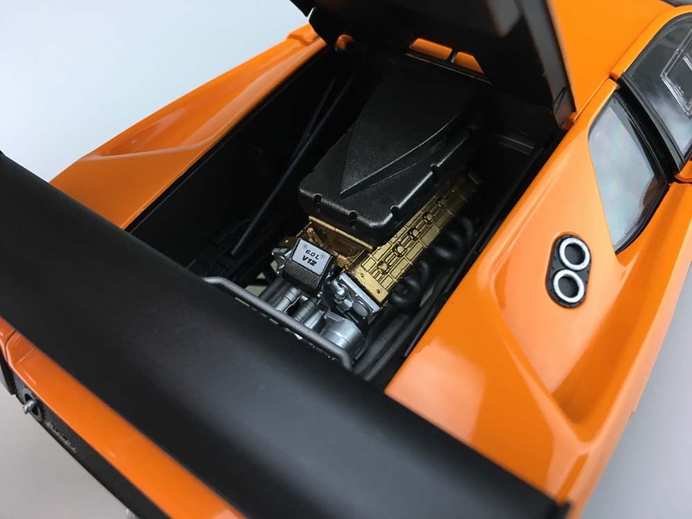 Lamborghini Diablo GTR 1999 1/24 Scale Model Kit (#20) Gallery Image 8
