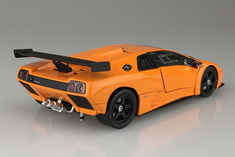 Lamborghini Diablo GTR 1999 1/24 Scale Model Kit (#20) Gallery Image 4