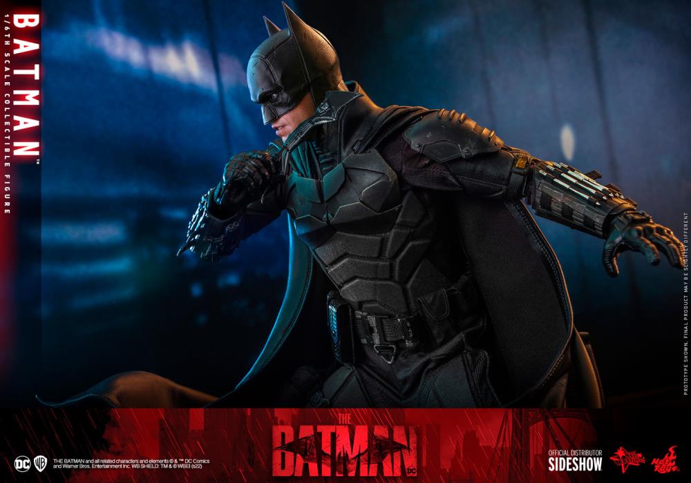 The Batman MMS638 Batman 1/6th Scale Collectible Figure