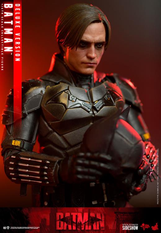 The Batman MMS639 Batman Deluxe 1/6th Scale Collectible Figure Gallery Image 16