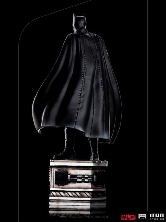 The Batman 1/10 Art Scale Limited Edition Statue Gallery Image 6