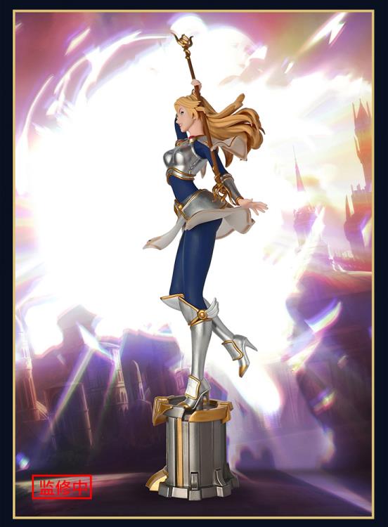 League of Legends Lux: The Lady of Luminosity Figure Pen