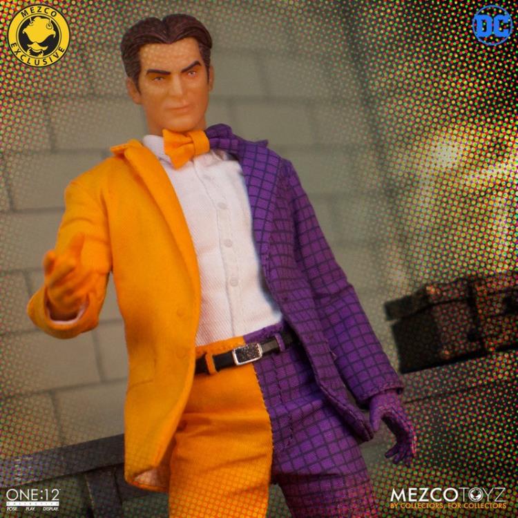 DC Comics One:12 Collective Golden Age Batman vs. Two-Face Exclusive Boxed Set Gallery Image 11