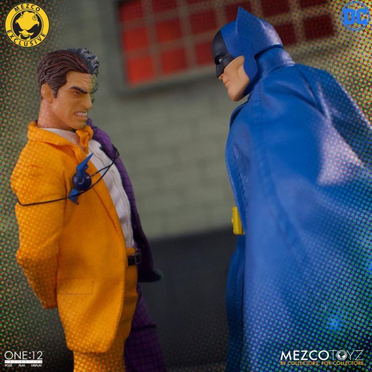 DC Comics One:12 Collective Golden Age Batman vs. Two-Face Exclusive Boxed Set Gallery Image 23