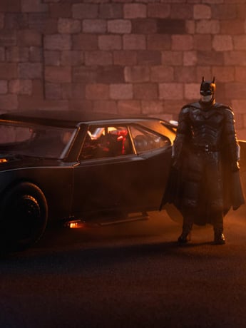 The Batman Hollywood Rides Die Cast 1/18 Scale Batmobile with Batman
