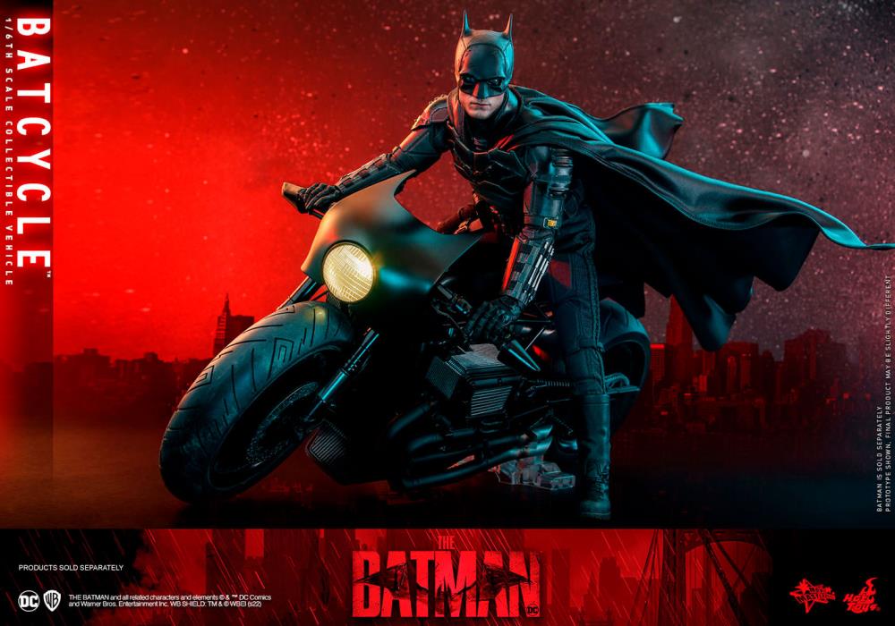 The Batman MMS642 Batcycle 1/6th Scale Collectible Vehicle Gallery Image 12