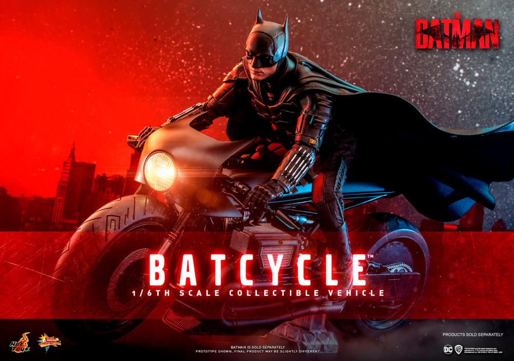 The Batman MMS642 Batcycle 1/6th Scale Collectible Vehicle Gallery Image 19