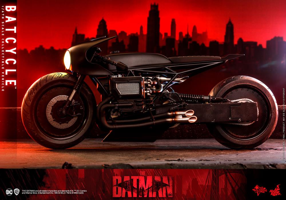 The Batman MMS642 Batcycle 1/6th Scale Collectible Vehicle Gallery Image 7