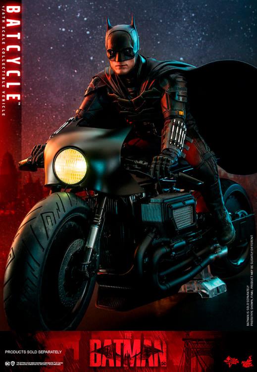 The Batman MMS642 Batcycle 1/6th Scale Collectible Vehicle Gallery Image 15