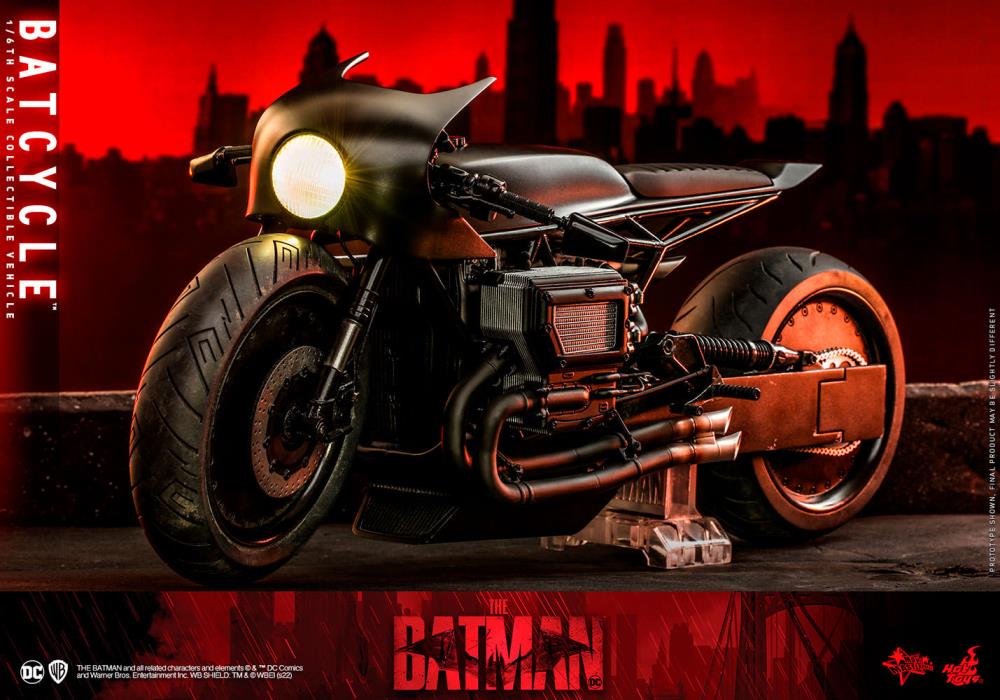 The Batman MMS642 Batcycle 1/6th Scale Collectible Vehicle Gallery Image 6