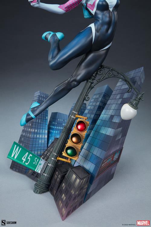 Marvel Premium Format Ghost-Spider (Spider-Gwen) Statue Gallery Image 8