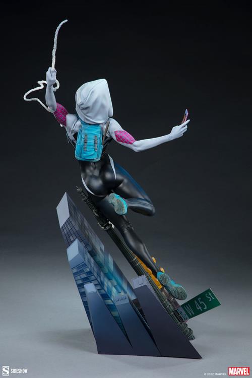Marvel Premium Format Ghost-Spider (Spider-Gwen) Statue Gallery Image 6
