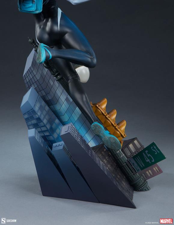 Marvel Premium Format Ghost-Spider (Spider-Gwen) Statue Gallery Image 9
