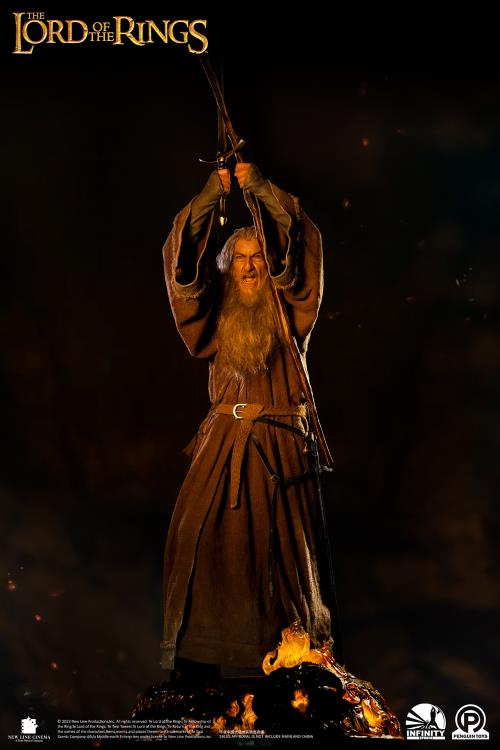 The Lord of the Rings Master Forge Series Gandalf the Gray (Ultimate Edition) 1/2 Scale Limited Edition Statue Gallery Image 22