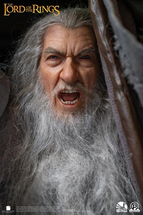 The Lord of the Rings Master Forge Series Gandalf the Gray (Ultimate Edition) 1/2 Scale Limited Edition Statue Gallery Image 6