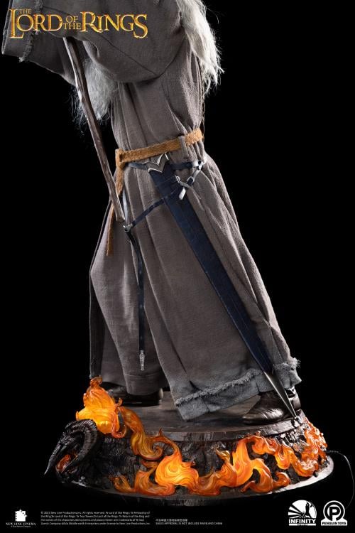 The Lord of the Rings Master Forge Series Gandalf the Gray (Ultimate Edition) 1/2 Scale Limited Edition Statue Gallery Image 13