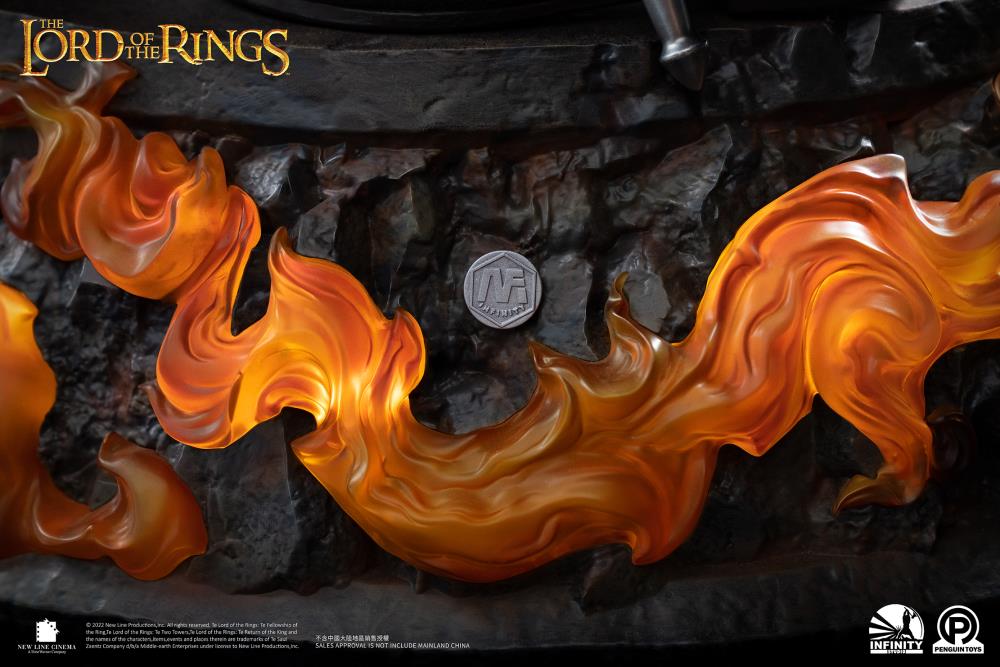 The Lord of the Rings Master Forge Series Gandalf the Gray (Ultimate Edition) 1/2 Scale Limited Edition Statue Gallery Image 19