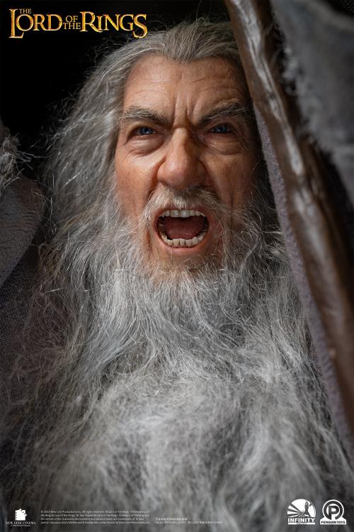 The Lord of the Rings Master Forge Series Gandalf the Gray (Ultimate Edition) 1/2 Scale Limited Edition Statue Gallery Image 5
