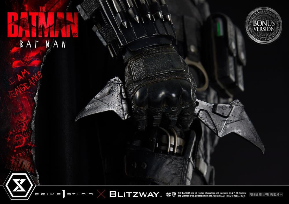 The Batman Museum Masterline Batman 1/3 Scale Statue (With Bonus) Gallery Image 15
