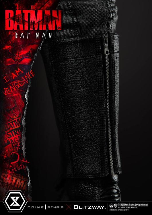 The Batman Museum Masterline Batman 1/3 Scale Statue (With Bonus) Gallery Image 34