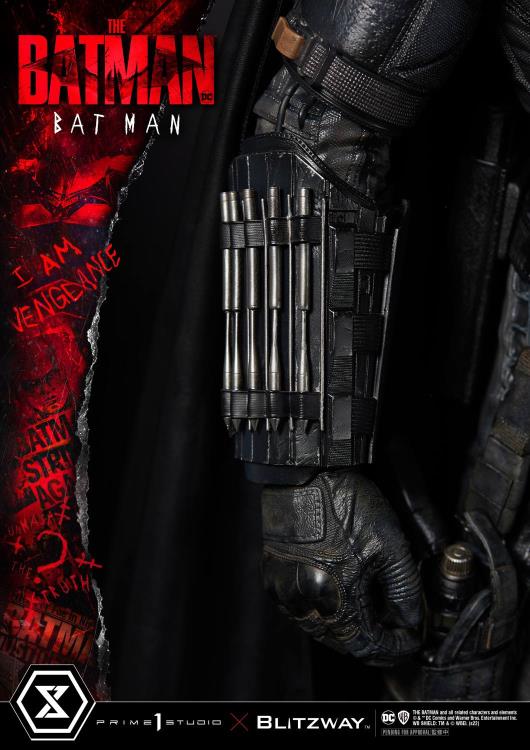 The Batman Museum Masterline Batman 1/3 Scale Statue (With Bonus) Gallery Image 26