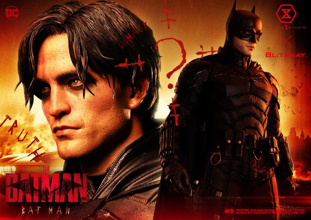 The Batman Museum Masterline Batman 1/3 Scale Statue (With Bonus) Gallery Image 47