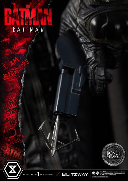 The Batman Museum Masterline Batman 1/3 Scale Statue (With Bonus) Gallery Image 16