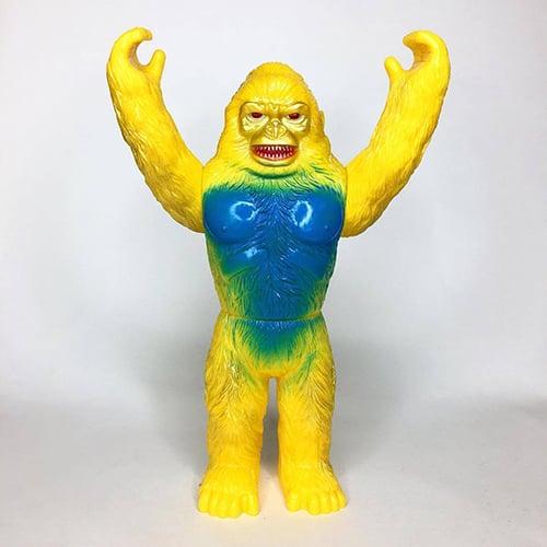 BIGFOOT Giant Ape (Yellow Colorway Ver.) Beijing Toy Show Exclusive Vinyl Figure Gallery Image 3