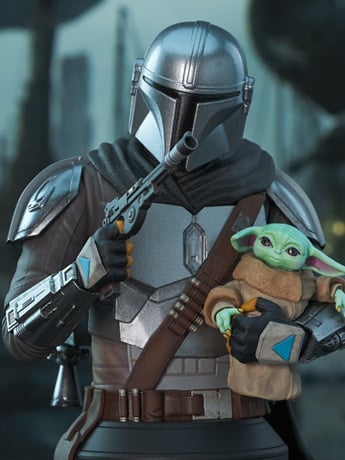 The Mandalorian and Grogu 1/6 Scale Limited Edition Bust Gallery Image 2