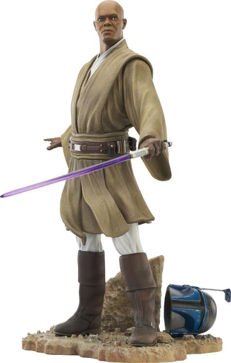 Star Wars: Attack of the Clones Premier Collection Mace Windu 1/7 Scale Limited Edition Statue Gallery Image 3