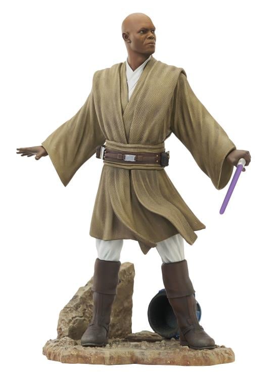 Star Wars: Attack of the Clones Premier Collection Mace Windu 1/7 Scale Limited Edition Statue Gallery Image 4