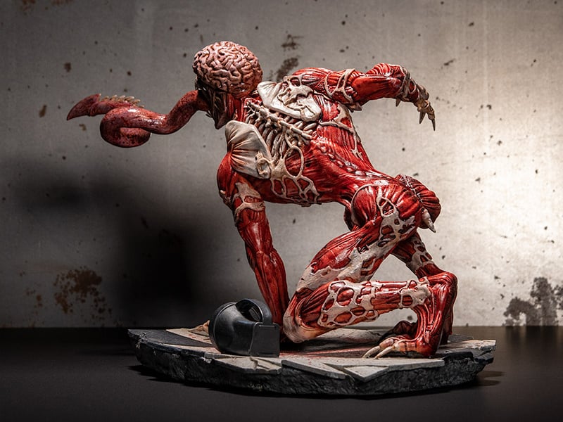 Resident Evil Licker Statue Gallery Image 4