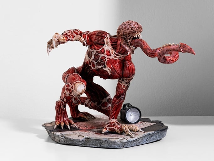 Resident Evil Licker Statue Gallery Image 10