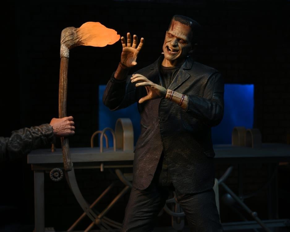Universal Monsters Frankenstein Accessory Pack Gallery Image 15