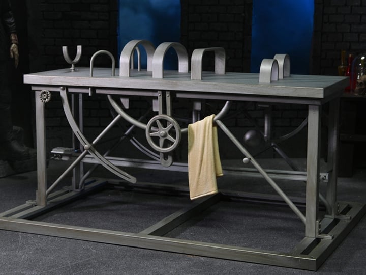 Universal Monsters Frankenstein Accessory Pack Gallery Image 1