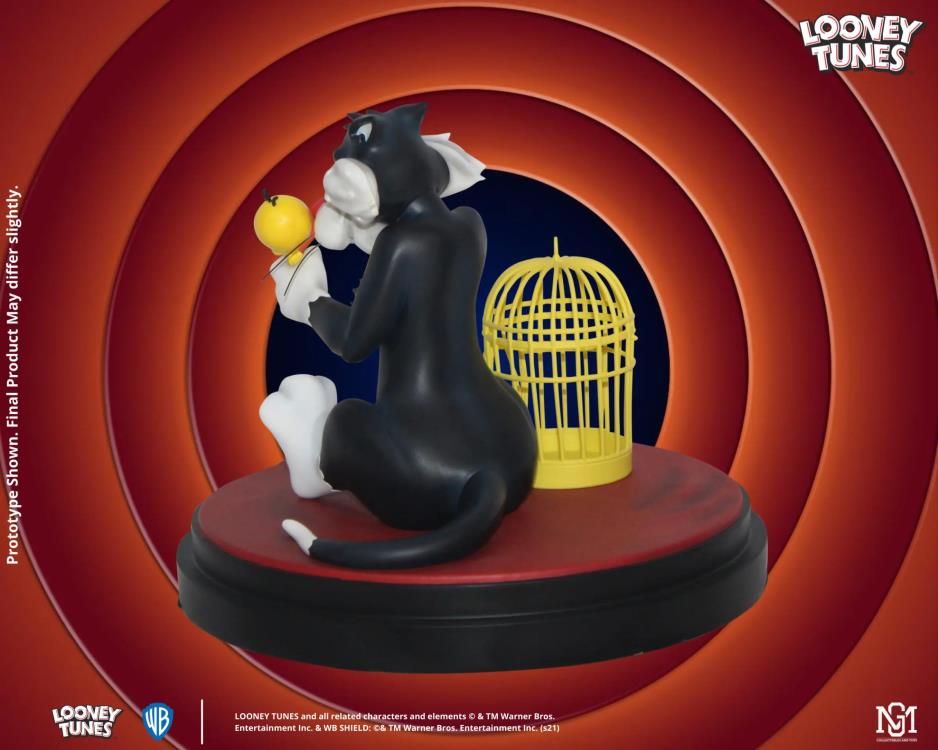 Looney Tunes Tweety Bird & Sylvester 1/6 Scale Limited Edition Diorama Gallery Image 5