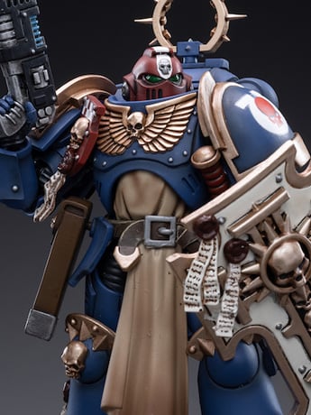 Warhammer 40K Ultramarines Bladeguard Veterans Brother Sergeant Proximo 1/18 Scale Figure Gallery Image 2