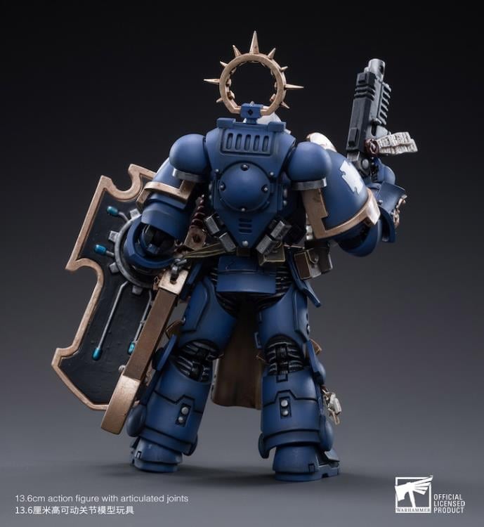 Warhammer 40K Ultramarines Bladeguard Veterans 02 1/18 Scale Figure Gallery Image 4